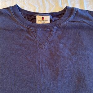 Vintage Woolrich Men's Navy Long-Sleeve T-Shirt , L , $14